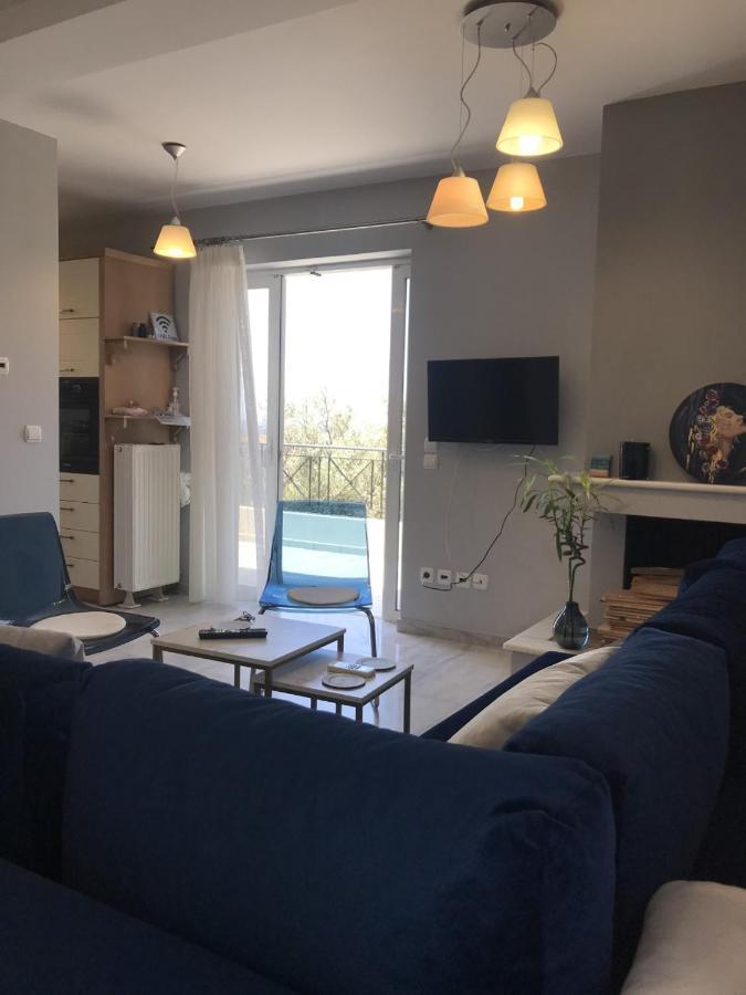 Beautiful Maisonette With A View To The Mountains And The Sea Agia Marina  Buitenkant foto