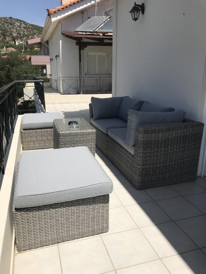 Beautiful Maisonette With A View To The Mountains And The Sea Agia Marina  Buitenkant foto