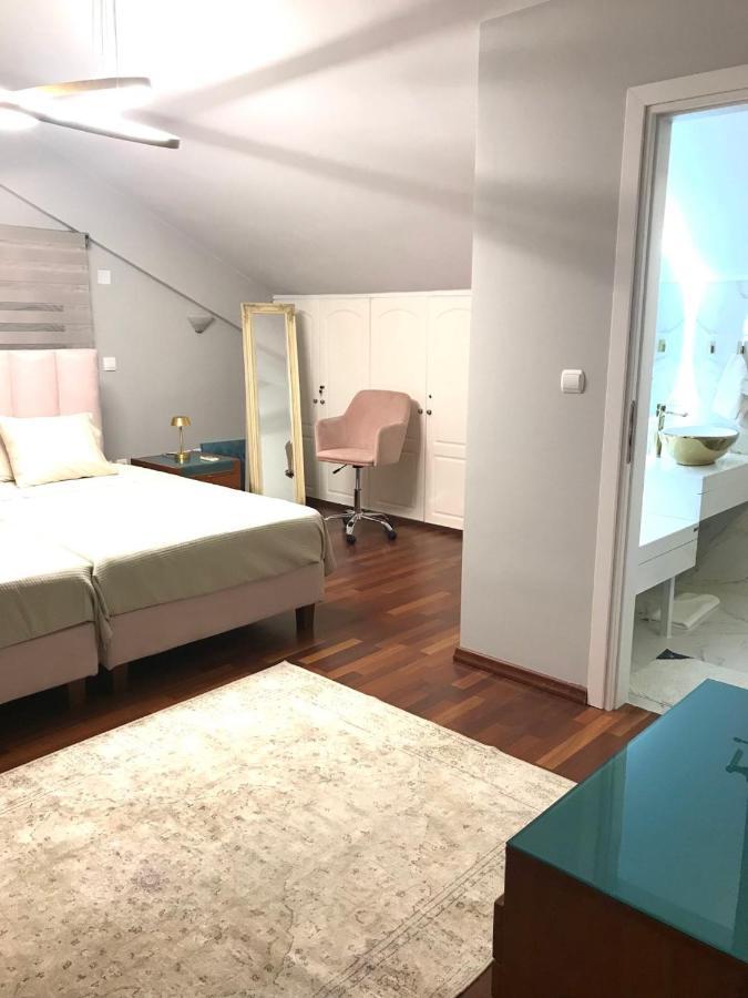 Beautiful Maisonette With A View To The Mountains And The Sea Agia Marina  Buitenkant foto